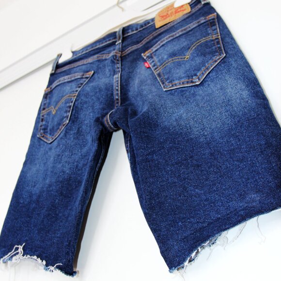 BNWT SS21 LEVI'S 511 SLIM CUT OFF DENIM SHORTS 30 - Picture 7 of 13
